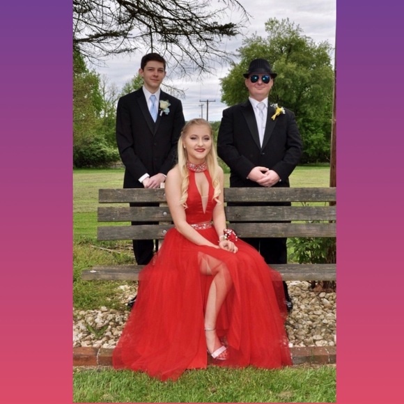 Prom Dress - Picture 4 of 7